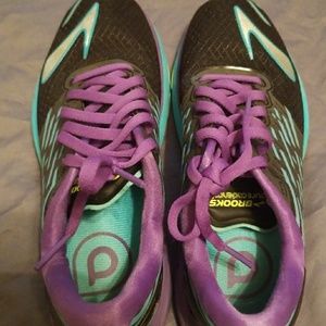 Brooks pure cadence 5